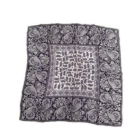 Vintage Purple & White Paisley Bandana Scarf 100% polyster made in Italy - Picture 4 of 5